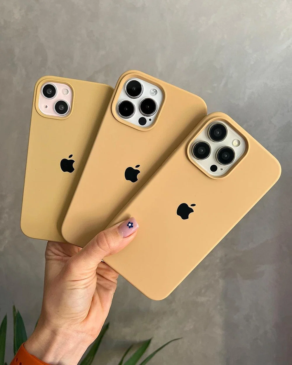 Golden Apple Logo Silicone Case✨