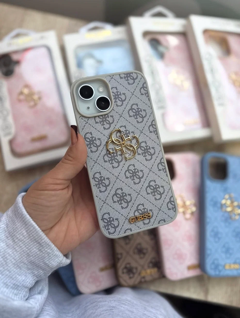 Guess Official Signature Premium Case G̶U̶E̶S̶S̶