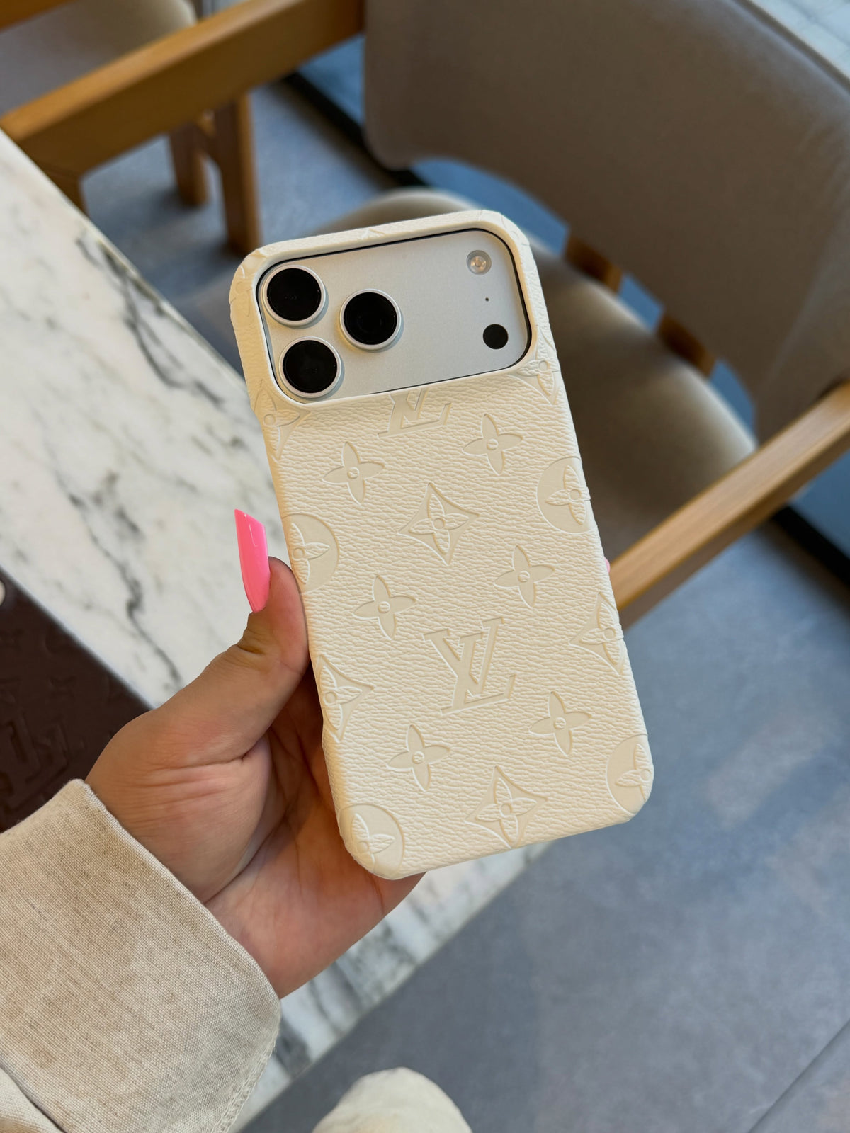 LV Classic Luxury Designer Case L̶V̶