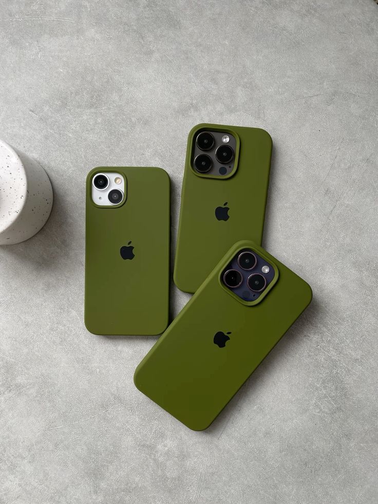 Olive Green Apple Logo Silicone Case💚