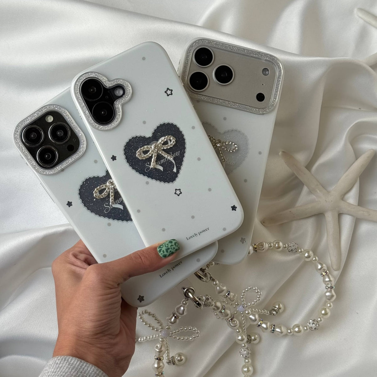 White Bow Love Heart Case🎀
