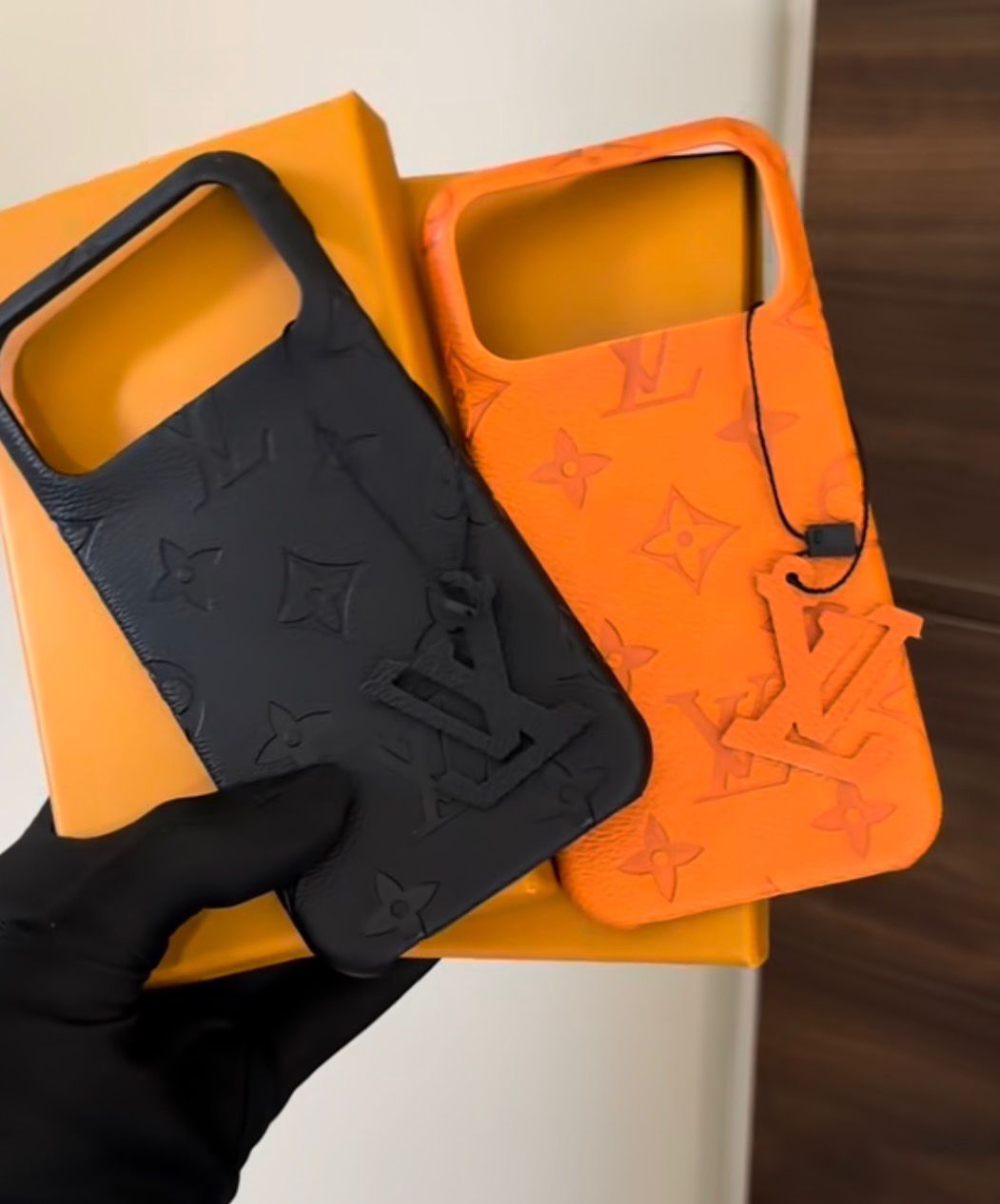 LV Classic Luxury Designer Case L̶V̶