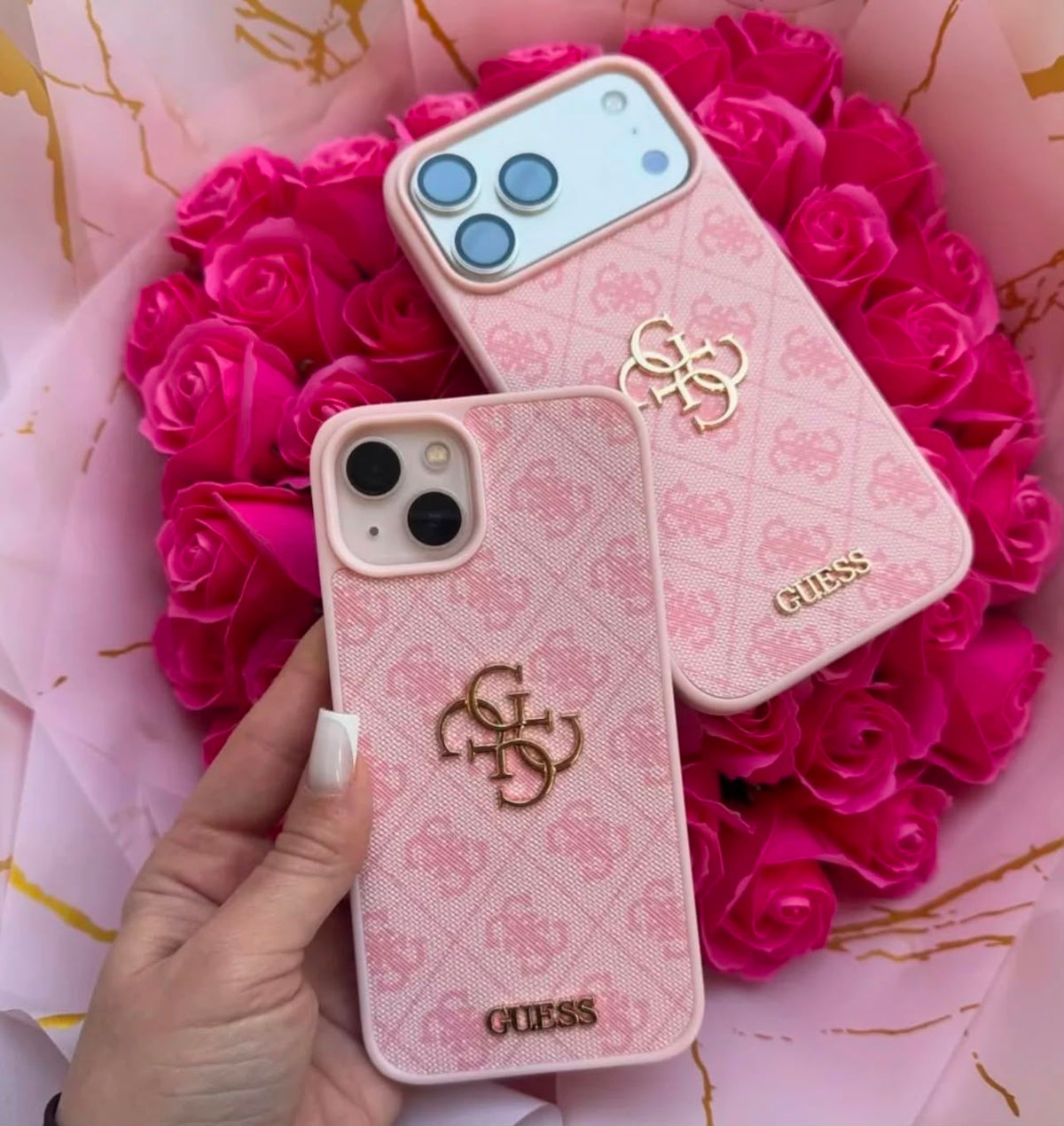 Guess Official Signature Premium Case G̶U̶E̶S̶S̶
