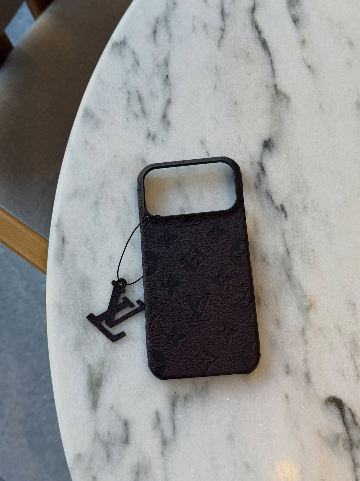 LV Classic Luxury Designer Case L̶V̶