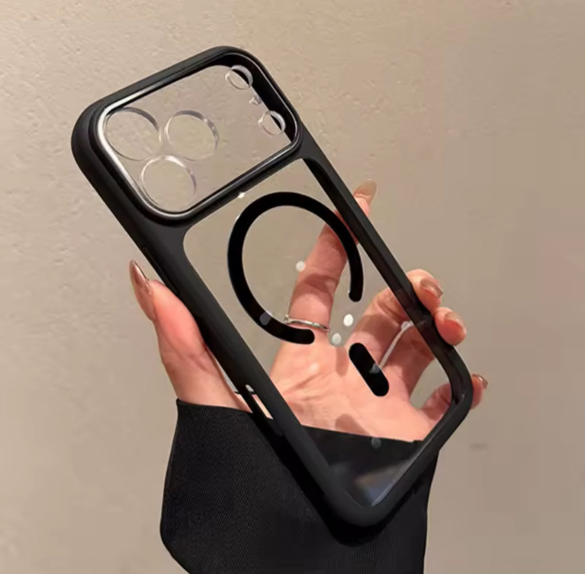 Crystal Clear Magsafe Rubber Border Case 🔥