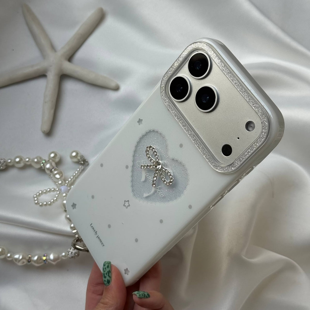 White Bow Love Heart Case🎀