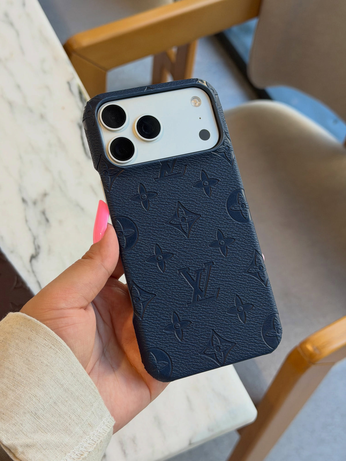 LV Classic Luxury Designer Case L̶V̶
