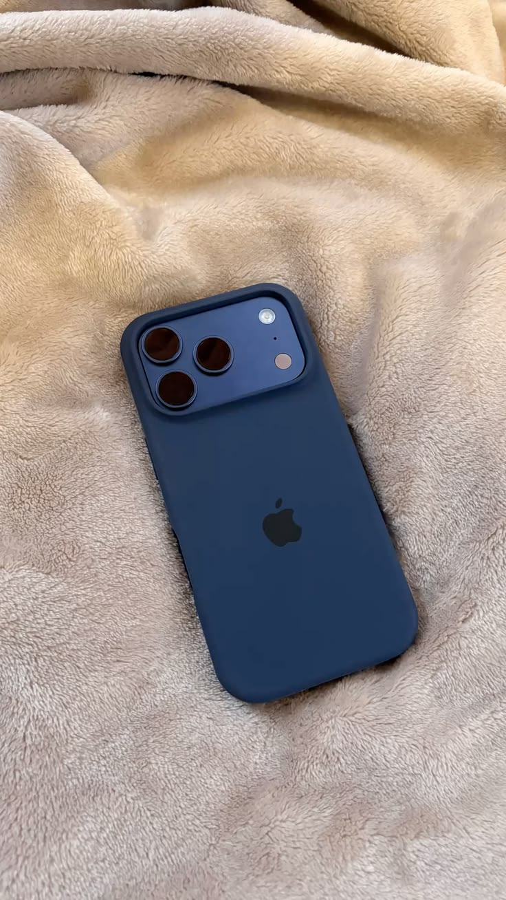Deep Blue Apple Logo Silicone Case💙